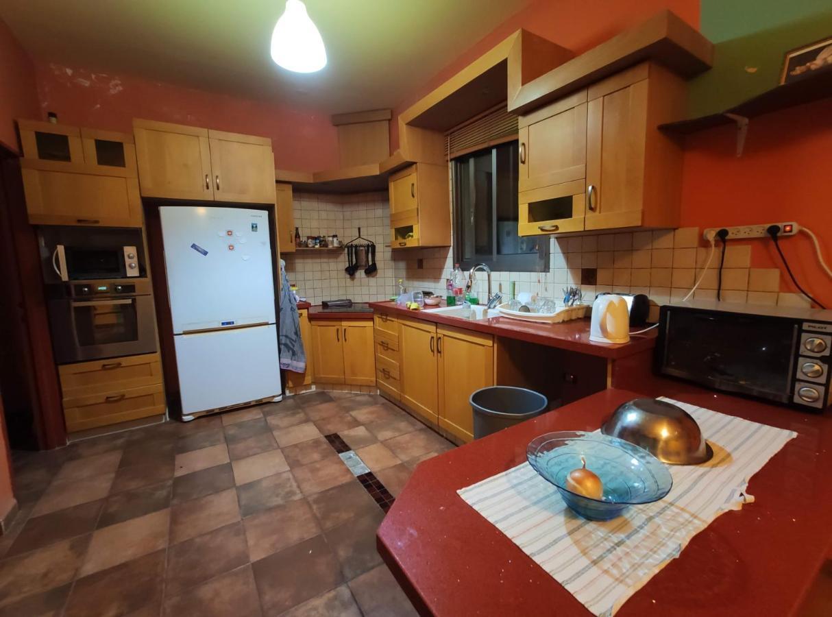 אכסניה Nest House